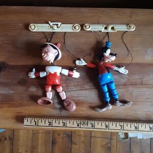 💫🌋 Vintage Disney Pinocchio and Goofy the Dog Marionette Puppets - Rare 🗿🌋